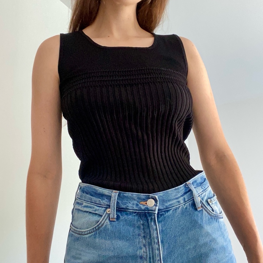 Vintage // Black Ribbed Sleeveless Top